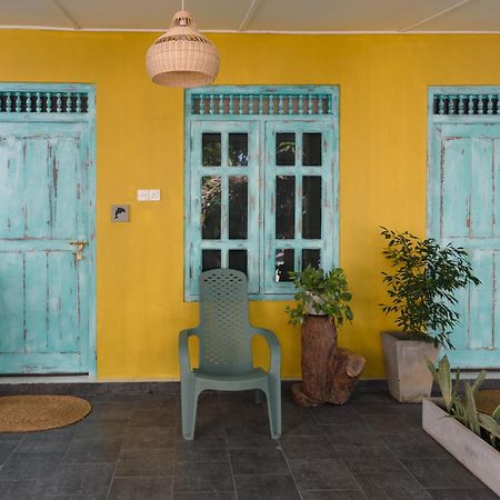 Capital Trincomalee Hotel Exterior photo